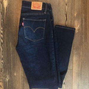 Levi’s 711 skinny dark wash jeans!